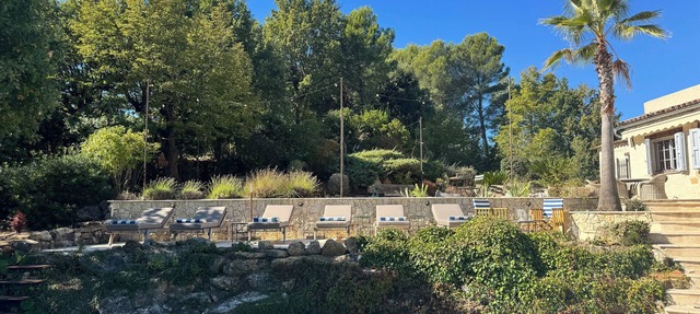Beautiful French Riviera Provençal Family Villa with Pool in Châteauneuf-Grasse