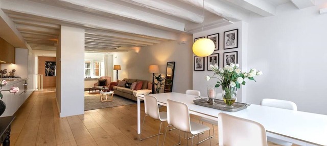 Beautiful large apartment at one of the most desirable locations on the famous Prinsengracht. in Amsterdam