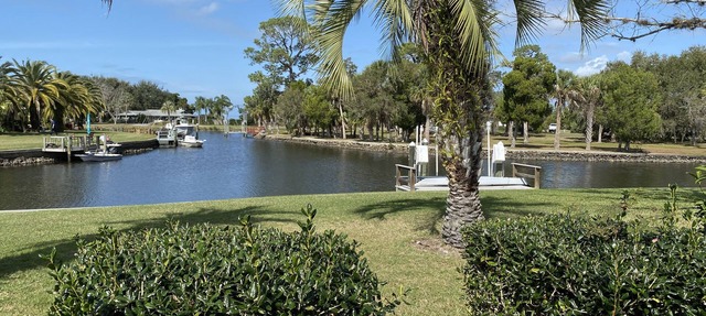 Beautiful Waterfront Condo in Crystal River