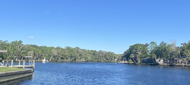 Beautiful waterfront home! 5 Kayaks provided, Ice Machine, Minutes to springs in Homosassa