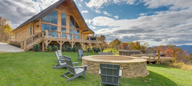 Blue Ridge Mountain-View Cabin w/Hot Tub & Deck! in Andrews