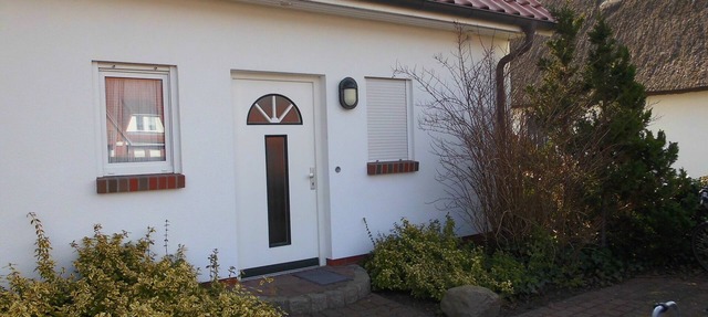 Bright and friendly apartment for 4 p. With 2 bedrooms, terrace/garden in Zingst