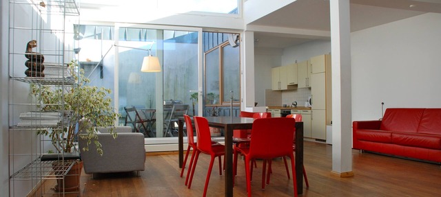 Bright loft in the Kastanienallee in Berlin