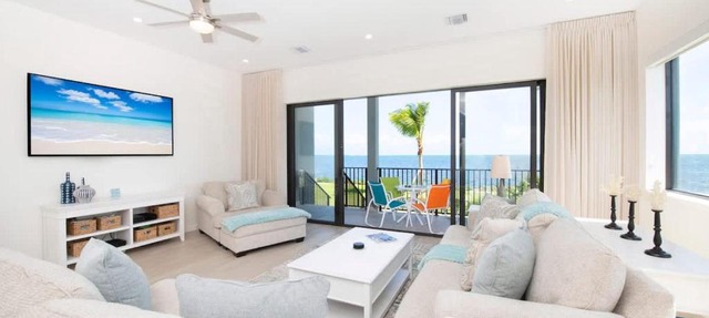 Cassava Point Villa 4D - 3BR Oceanfront at Sea Haven in Omega Gardens