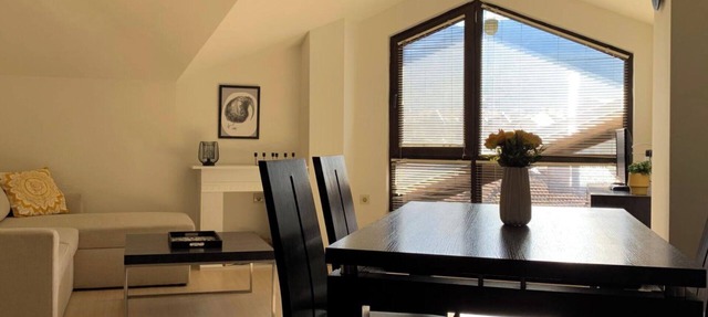 Central Art Apartment in Bansko with Mountain View in Bansko