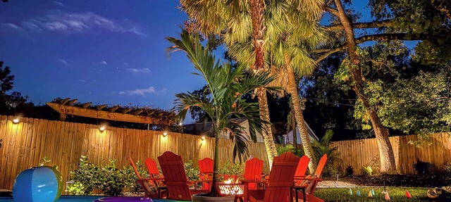 Charming Bungalow | HotTub, Cowboy Pool & Fire Pit in Tampa