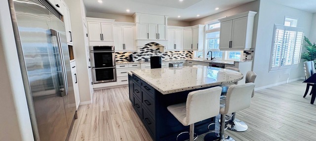 Chateau Sage Creek on the Lake, Hot Tub, Pool, Breathtaking sunsets, Nature path in Winnipeg