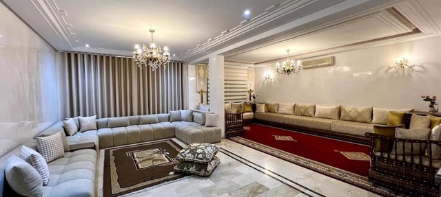 Chic & Spacious 4BR with Jacuzzi-Fez New City Stay in Fez