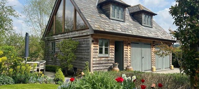 Contemporary Oak Barn in Stunning Cotswold Countryside close to Moreton-in-Marsh in Great Wolford