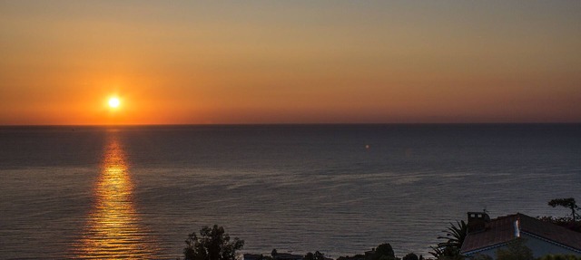 Corniche d'or apartment THEOULE /LE TRAYAS Mid road CANNES - SAINT RAPHAEL in Saint-Raphaël