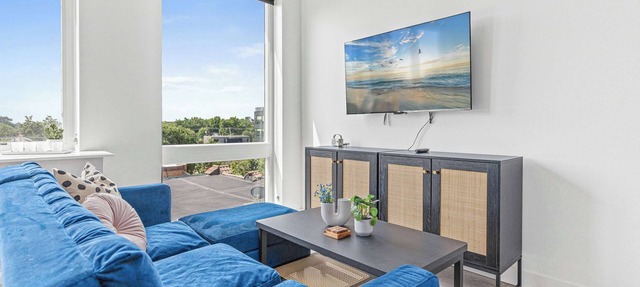 Coze Studio Unit Near Downtown MN and Airport in Minneapolis