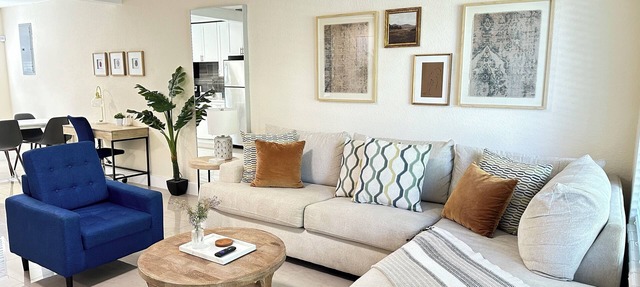 Cozy 2-bedroom townhome in fantastic Miami Wynwood/Design District with WiFi, AC in Miami