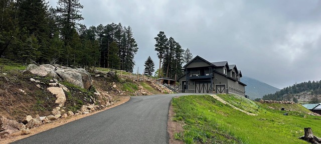 Dandy’s Ranch. Dream Mountain Home! in Morrison