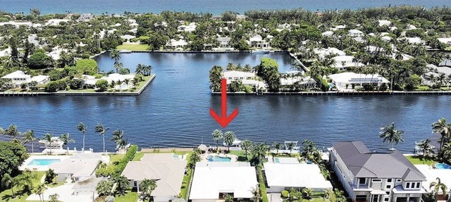 Delray INTRACOASTAL WATERFRONT 3BR, 2.5 baths with SPA AND POOL in Delray Beach