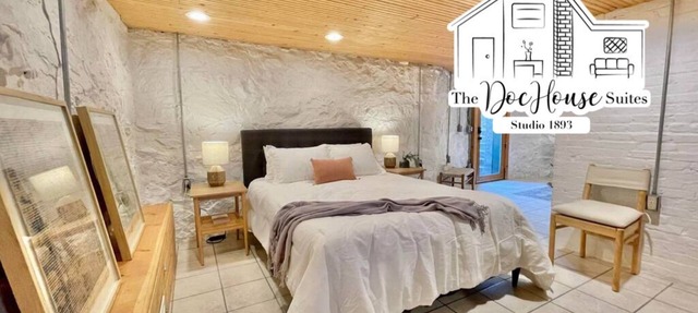 Downtown Studio! Mins to Local Shops, Restaurants & Brewries! in Grand Rapids