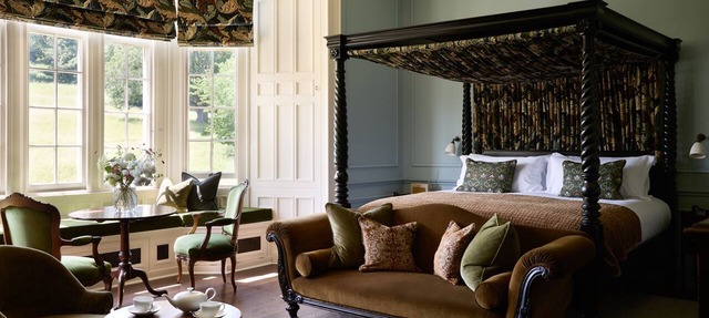 Dumbleton Hall in Evesham