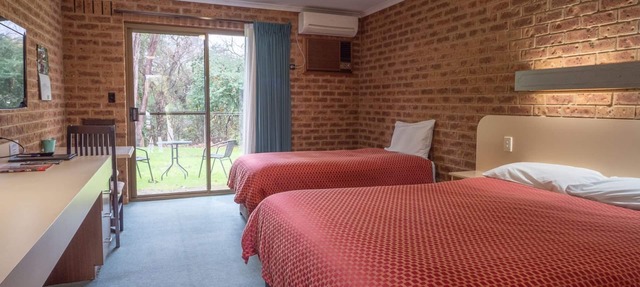 Eildon Parkview Motor Inn. Room 2 in Eildon