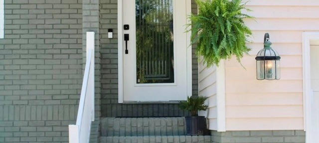 Entire Home Direct River Access Momma Marie’s in Spring Hill
