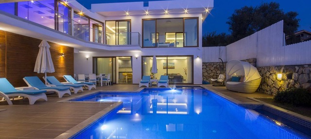 Fabulous Villa for 7 with Secluded Outdoor, Heated Indoor Pool, & Sauna in Kalkan