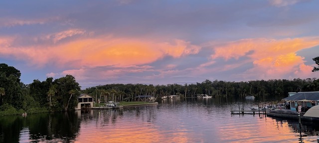 Family Friendly Scalloping Dream with 30ft of Dockage! in Homosassa