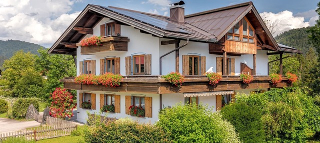Ferienwohnung Loferau 5 - 50 m² für 2-3 Personen, 1 großer Wohn-Schlafraum, sep. Küche in Reit im Winkl