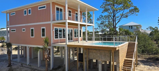 Goldenrod: Beachfront, Private Pool, 6 Bedrooms, Sleeps 14! in Indian Pass