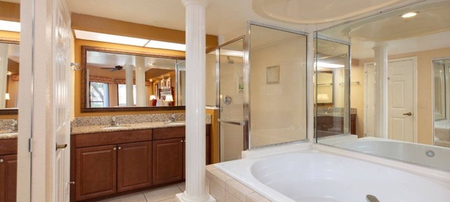 Gorgeous 2Bedroom Villa at Westgate Lakes Resort near Universal Studios Seaworld in Orlando