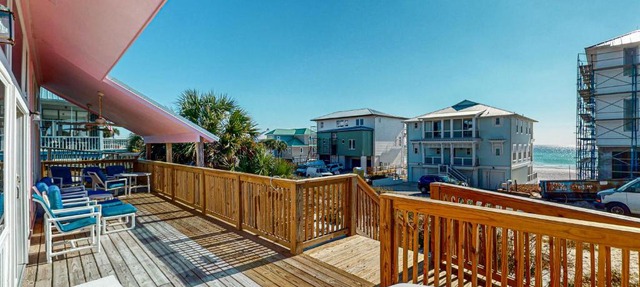 Gulf view home across the street from the beach - walk to shops restaurants in Santa Rosa Beach
