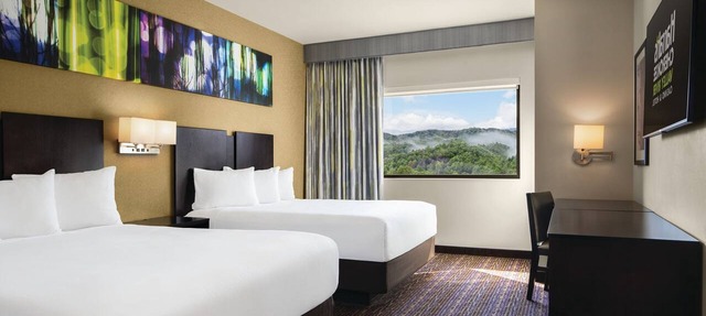 Harrah's Cherokee Valley River Hotel & Casino – A Caesars Rewards Destination in Murphy