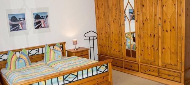 Haus Bott - Apartment with two bedrooms and two bathrooms in Hilders