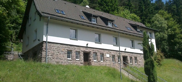 House Lütsche - right on the lake in the Thuringian Forest in Frankenhain