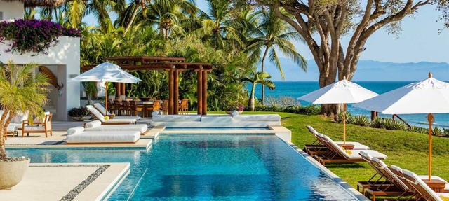 Impeccable Luxury Home for Rent Right on the Beach in Punta Mita