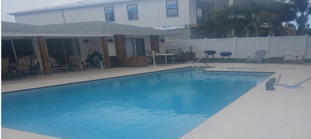 Indian Rocks Beach Pet Friendly Home 2blks To Beach. Waterfront, Pool Home! in Indian Rocks Beach