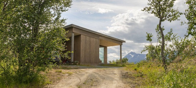 Indulge in beautiful nature and amazing views. in Mortenhals