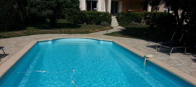 La Douce Garrigue - Charm, sun, swimming pool, single storey villa with 10 beds in Valliguières