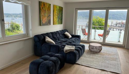 Lakeside, awesome & romantic, with stylish design in Reichenau