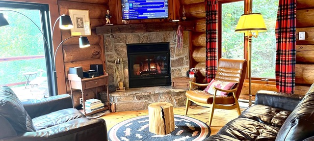 Le Rustic Chic Cottage in Lac-Supérieur