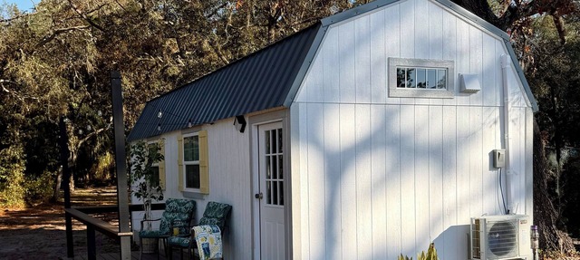 Lemon Drop a Tiny Home Near Springs & Gulf in Homosassa