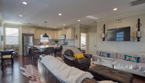 Luxury 2 bed 1 bath in Torrance
