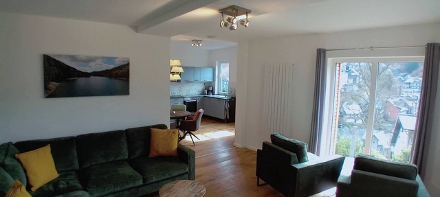 Luxury apartment in the glass town of Lauscha with terrace, beautiful nature & mountain views in Lauscha