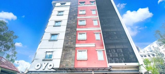 Luxury Twin Stay with Free WiFi and Parking in Jakarta