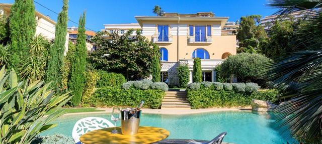 Luxury Villa Nice in Nice