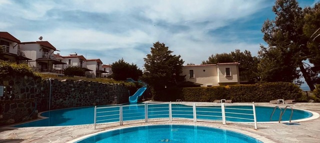 Mesmerizing Flat with Shared Pool in Cesme in Izmir