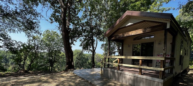 Mississippi View 1 Bedroom & loft 1 Bath Sleeps 4 in Freeman