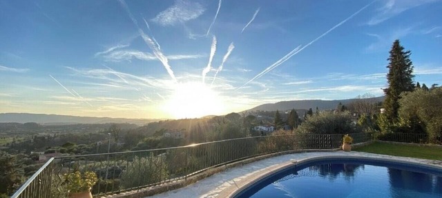 "Moo Graugh Hoo" Villa in Châteauneuf-Grasse