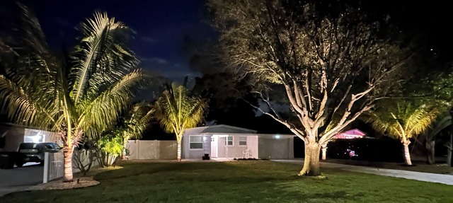 Newly Remodeled 3BR Home, 1 Block from Water in Beautiful Safety Harbor! in Safety Harbor