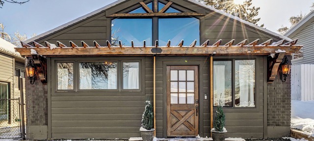 North Salt Lake Escape w/Hot Tub and Claw foot Soaking Tub in Bountiful