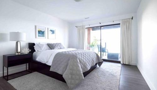 OCEAN FRONT 2 BEDROOM SUITE with STUNNING VIEWS in Victoria