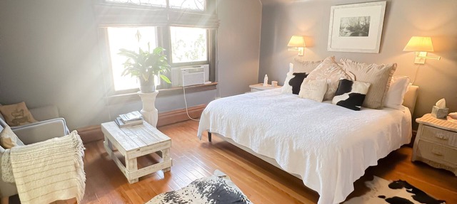 Off Broadway B&B in Denver