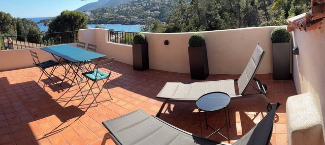 Paradise by the Sea in Théoule-sur-Mer